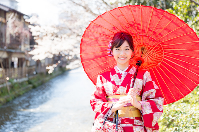 番傘を持つ京都美人